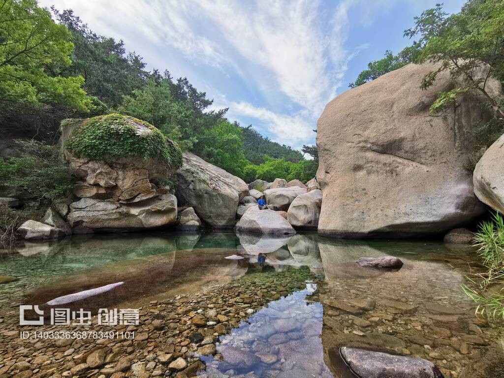 山中遇清流 一场与自然的美丽小缘分