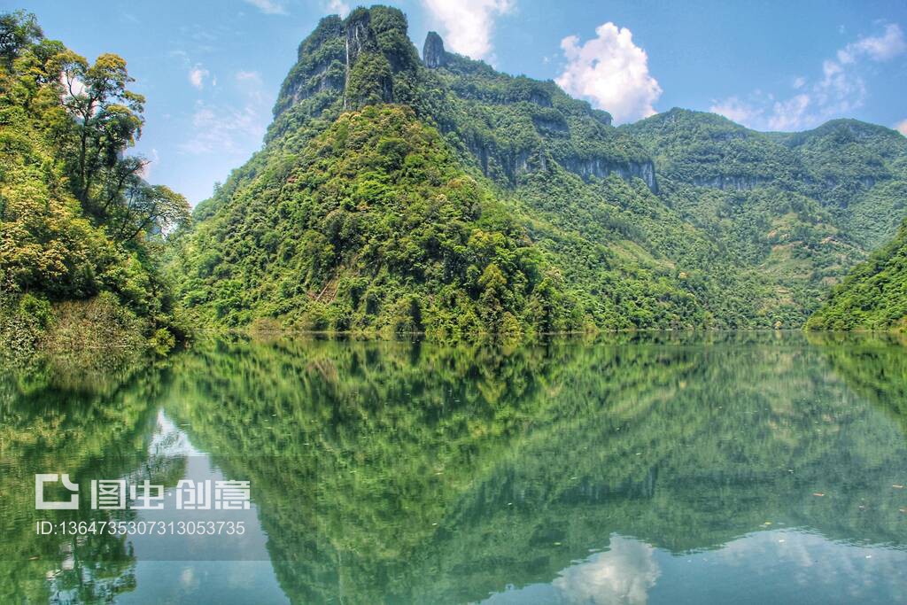 山中小湖，一场美丽的相逢